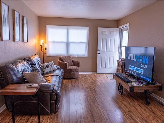 3rd image of 2306 Lampman Dr