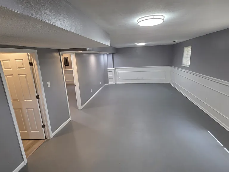 1380 Catalpa Dr — Photo 22