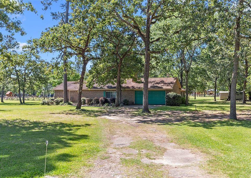 1st image of 25389 Lady Ellen Dr