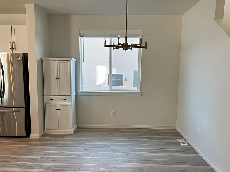 2025 W 900 N — Photo 11