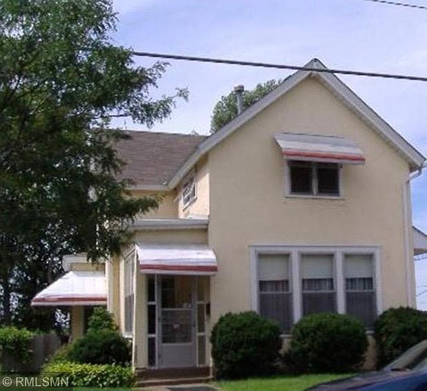 1st image of 373 Maria Ave