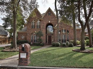 7007 Mickwayne Ct, Houston, TX 77069