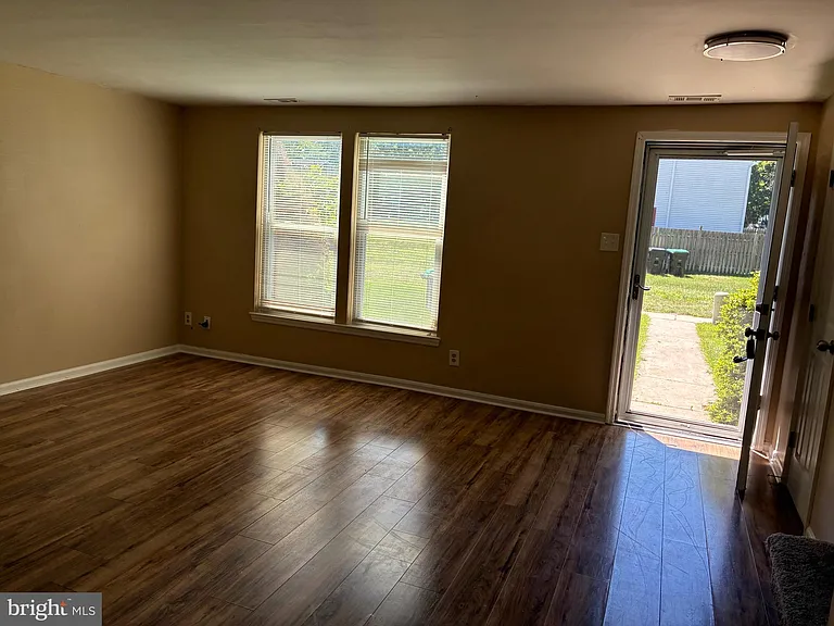 243 Vista Ct — Photo 11