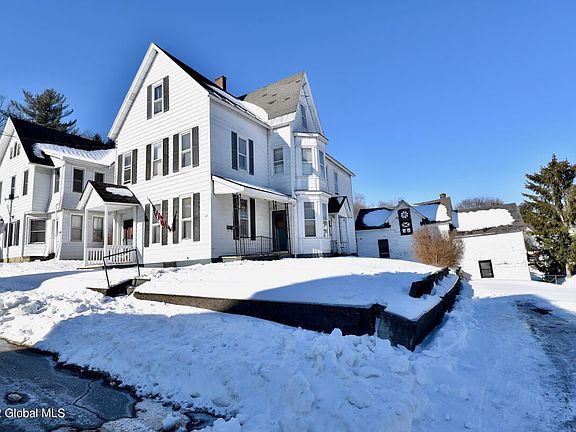 2nd image of 35 Jewett St