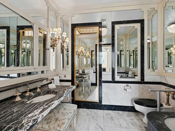 781 5th Avenue image 14 of 16