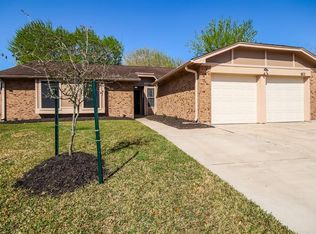 1103 Landing Blvd, League City, TX 77573