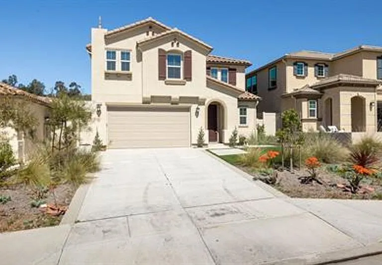 1018 Crestline Rd — Photo 23
