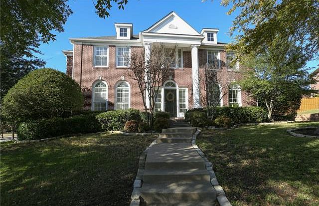 1st image of 100 Evergreen Oak Cir