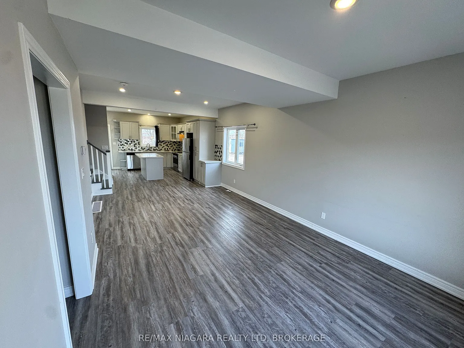 2 bed, $2,350 — Photo 3