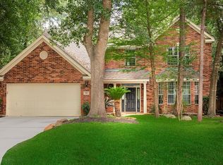 10 Willow Run Pl, The Woodlands, TX 77382