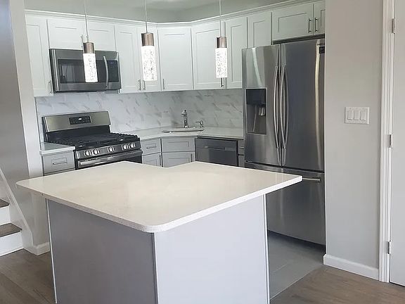 4th image of 2023 Linden Blvd