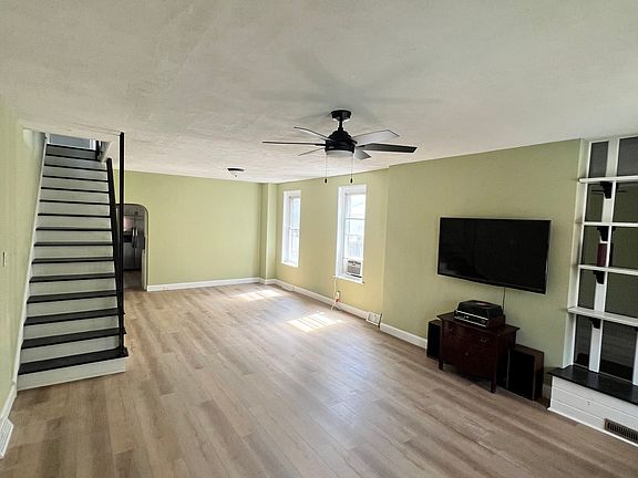 Living Room / Dining Room