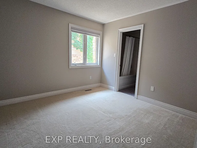 2209 Blackbird Ct — Photo 8