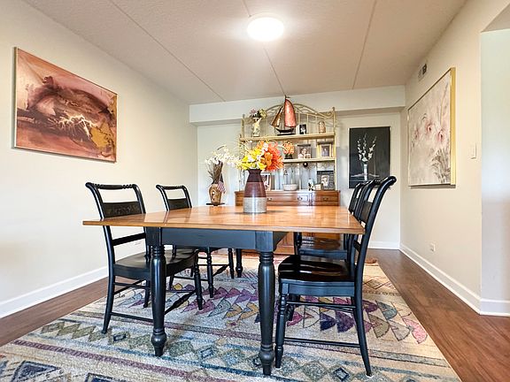 4th image of 917 Vose Dr APT 102