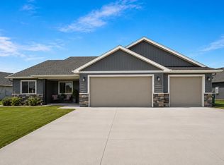 214 Woolgrass Way, Avon, MN 56310