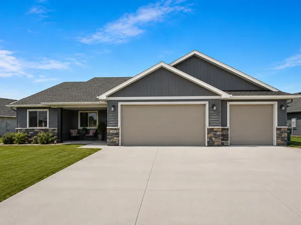 214 Woolgrass Way, Avon, MN 56310