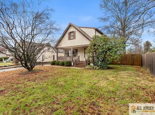 21 Heathcote Brook Rd S, Kingston, NJ 08528