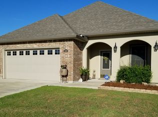 122 Bluegrass Creek Rd, Youngsville, LA 70592