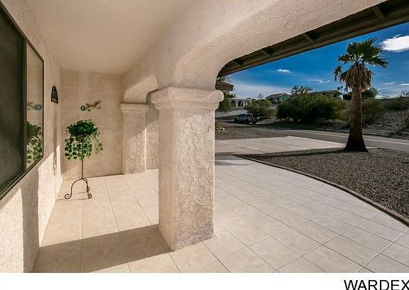 3rd image of 1921 Papago Dr
