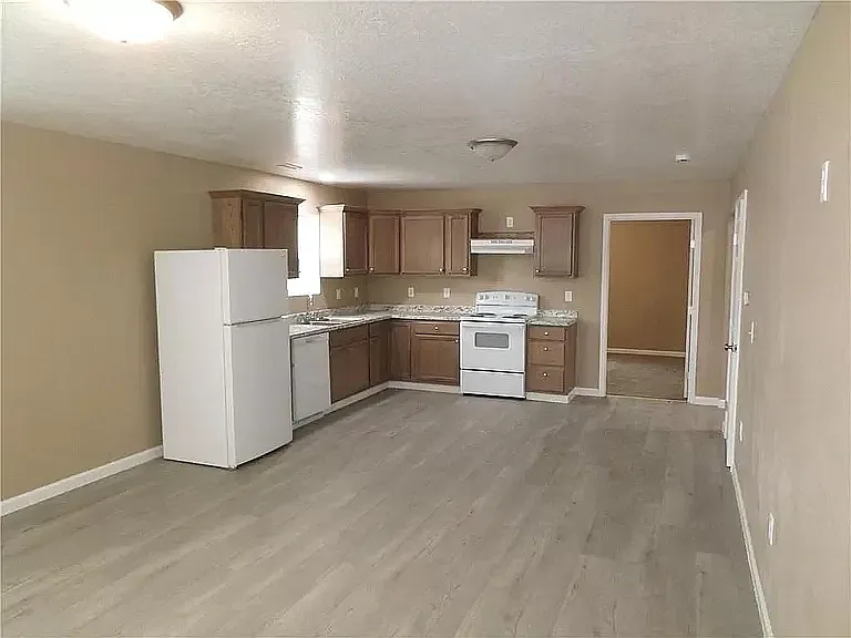 1001 Forest Ave #A — Photo 3