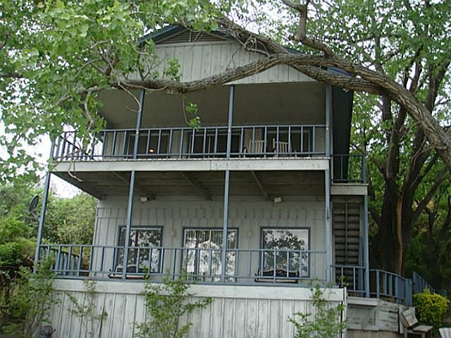 1st image of 726 W Lake Dr