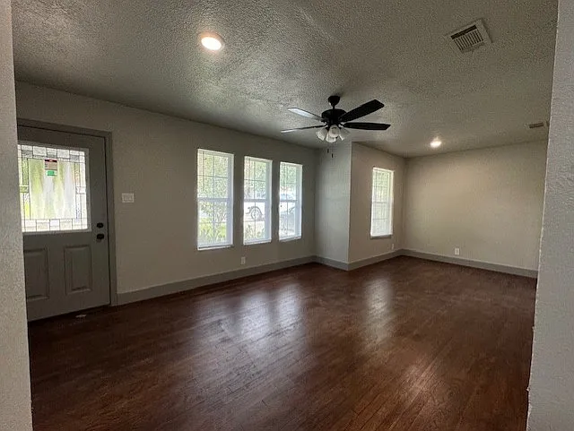 527 Saratoga Dr #B — Photo 12