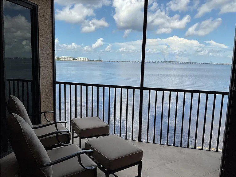 900 E Marion Ave #1213 — Photo 3