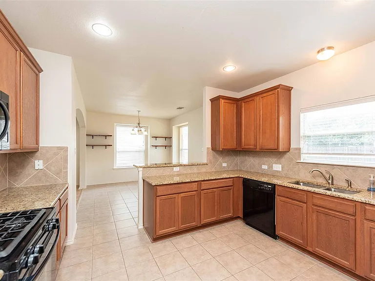 10502 Wylie Dr #278 — Photo 5