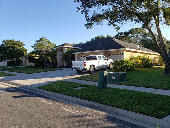 2nd image of 19707 Wyndmill Cir