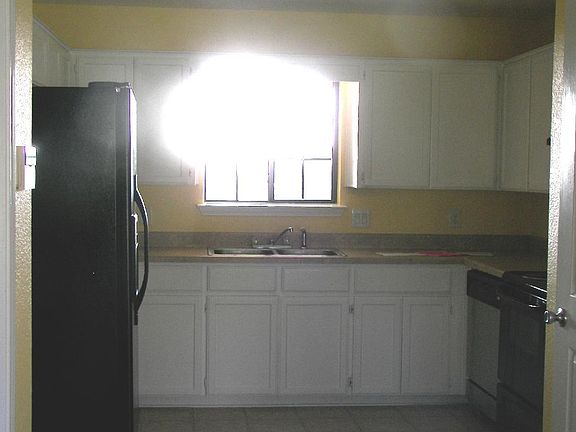 3rd image of 656 County Road 4879