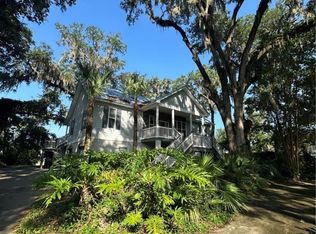 109 Palmera Ln, Brunswick, GA 31525