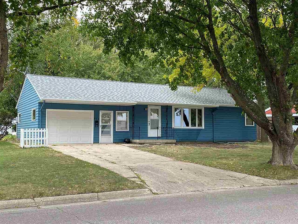 1st image of 903 N 15th St