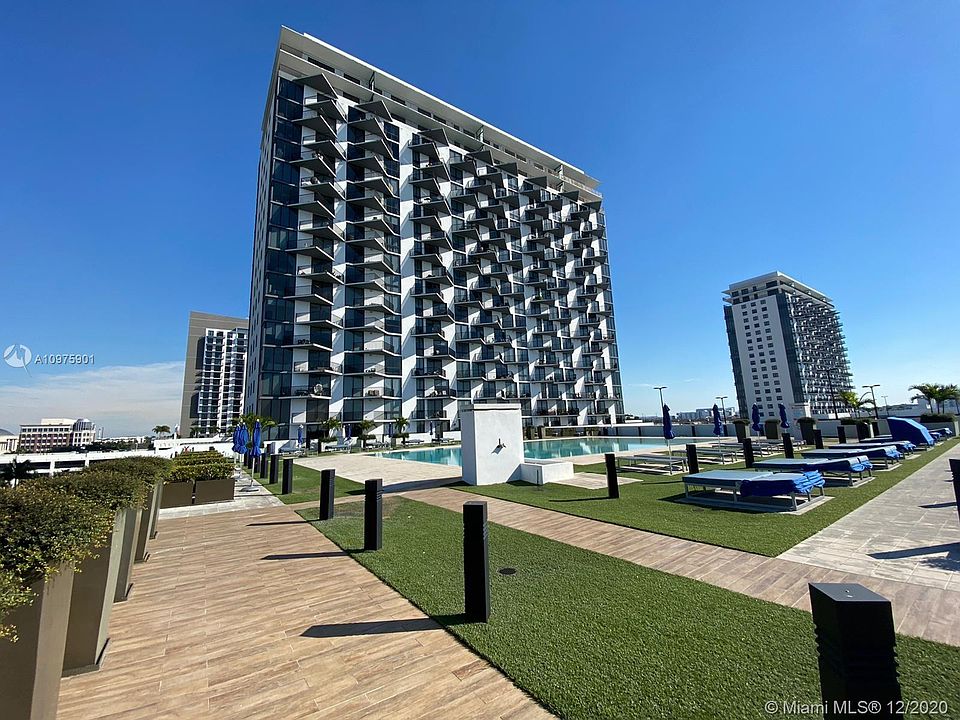 1st image of 5300 Paseo Dr #406