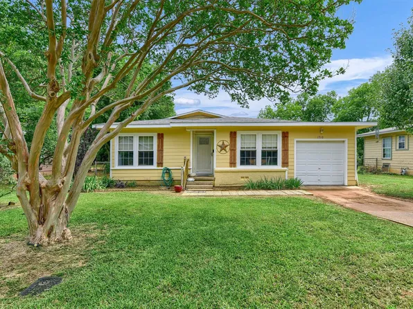 1710 W Elm St, Denison, TX 75020