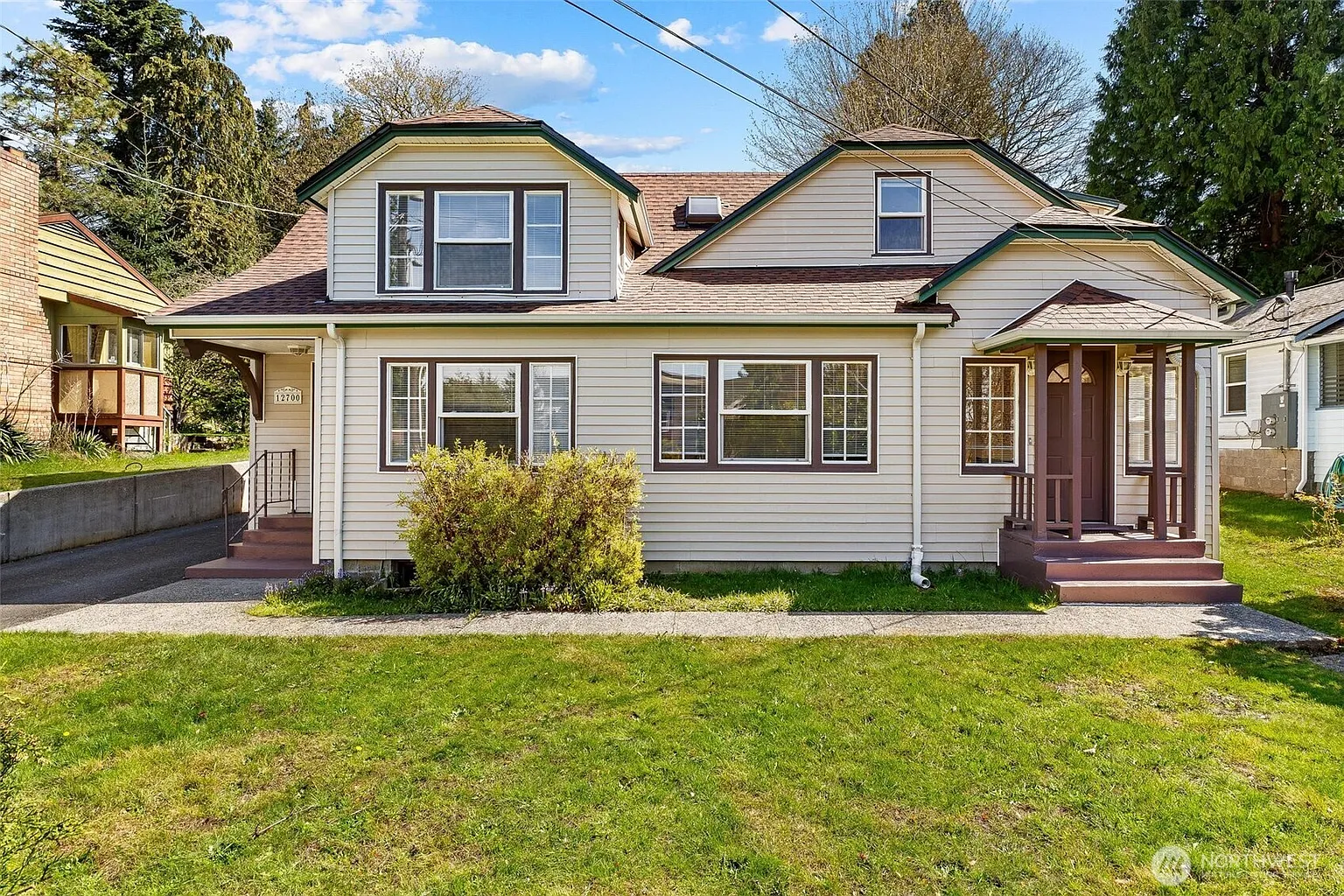 12700 37th Avenue NE photo 1