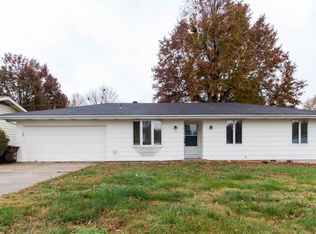 722 E Walnut Lawn St, Springfield, MO 65807