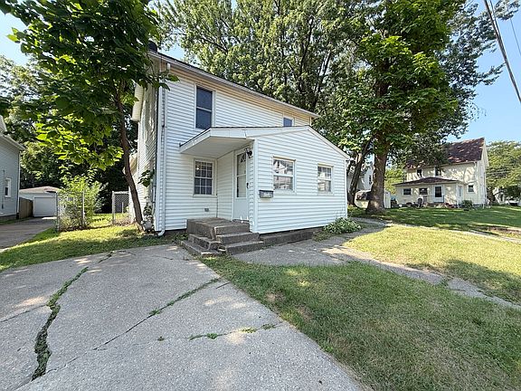2nd image of 1718 19th Ave