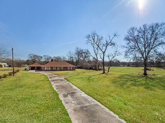 3rd image of 5738 Poydras Bayou Dr
