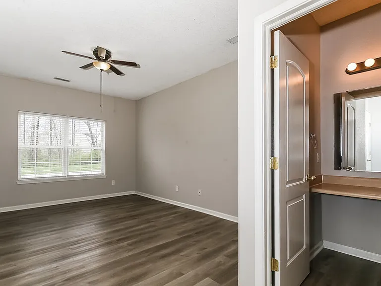 5810 Long Lake Ln — Photo 12