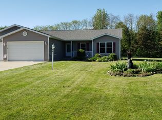 9612 Tittabawassee Rd, Freeland, MI 48623