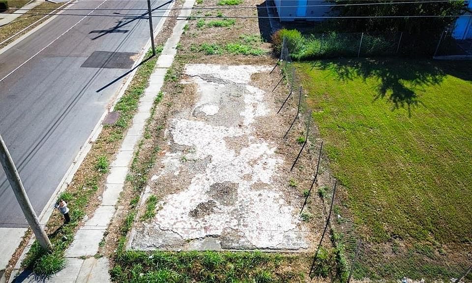 1st image of 2500 Orleans Ave