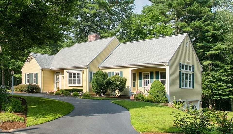 1st image of 40 Hillside Rd