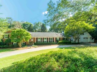 326 Fayette Dr, Winder, GA 30680