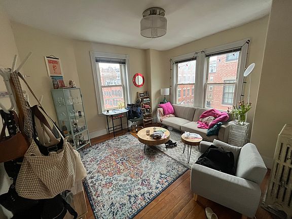 2nd image of 108 Myrtle St APT 15