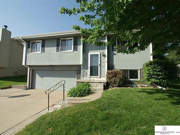 2nd image of 15315 Rock Creek Dr