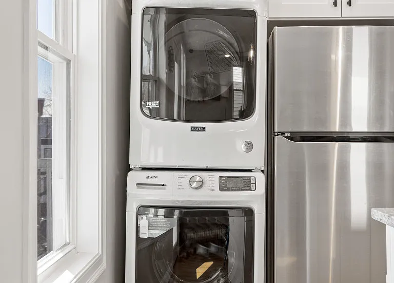 821 Saratoga St #4 — Photo 17