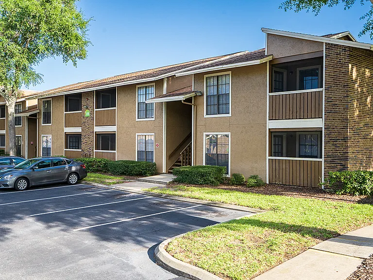 Forestlake Apartments — Photo 21