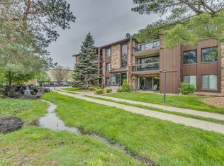 7505 175th St Unit 122, Tinley Park, IL 60477
