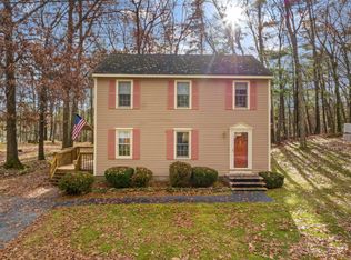 10 Beaujolais Dr, Nashua, NH 03062