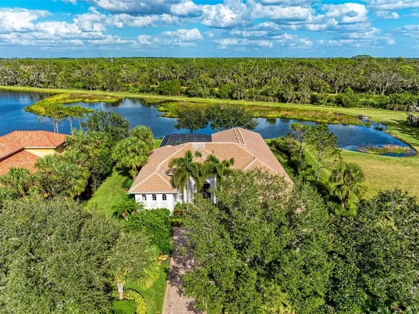 3314 Founders Club Dr, Sarasota, FL 34240
